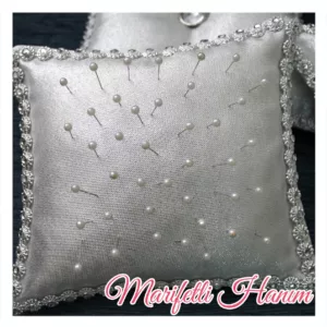 Takı Yastığı, İğne Yastığı