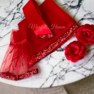 Kırmızı Pullu Payetli Duvak