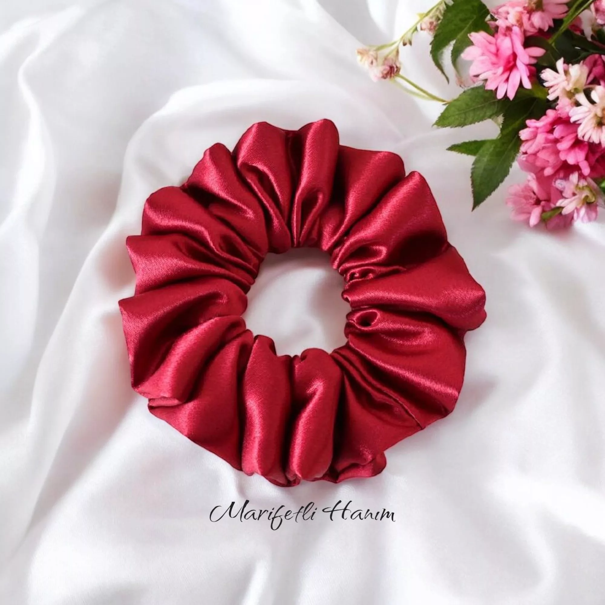 Kırmızı Saten Toka